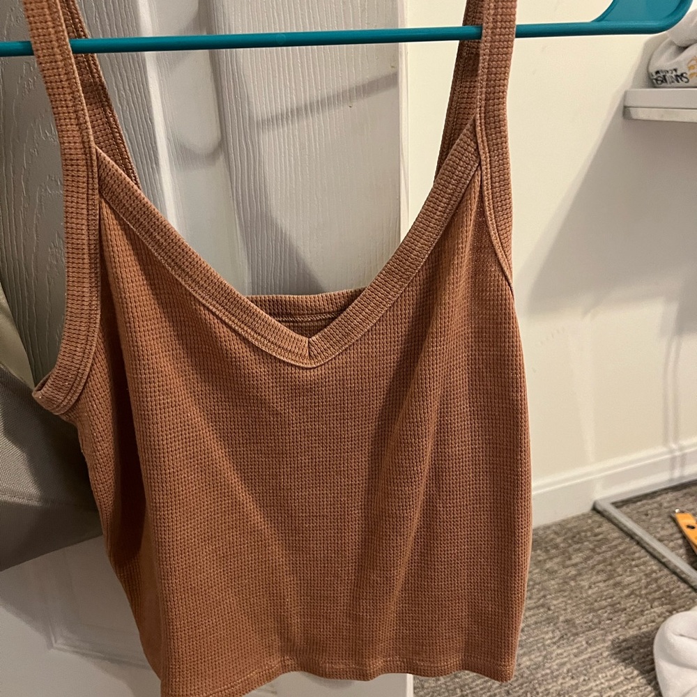 american eagle tank top